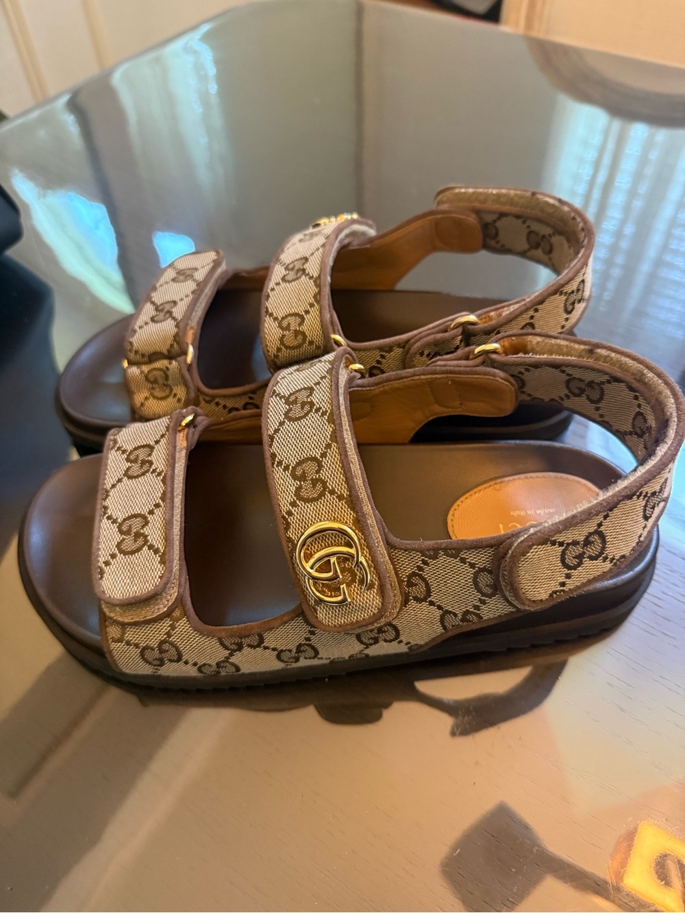 Gucci Brown Beige GG Canvas Sandals with Gold Double-G Accent - Picture 5 of 9